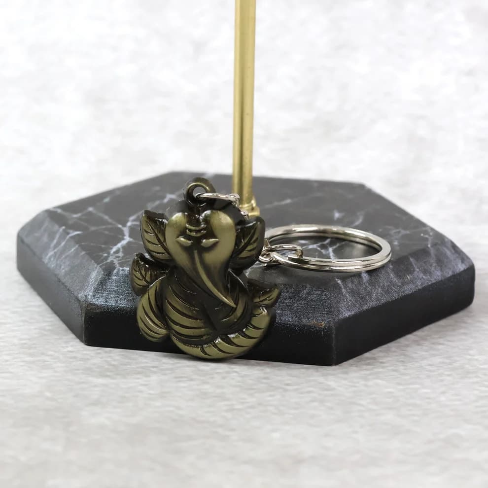 Lord Ganesha Metal Keychain | Ganpati Bappa Key Ring for Car, Bike, House & Office Keys | Antique Finish Religious Key Holder — thumbnail 3