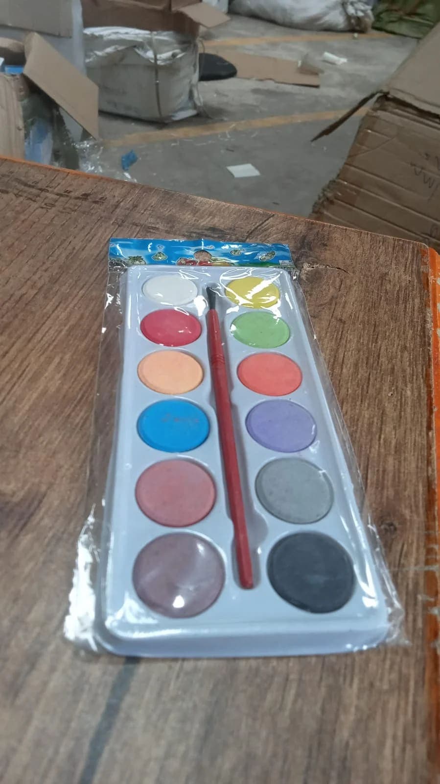 12 Shades Water Color Paint Set with Brush | Watercolour Cakes for Kids, Students & Artists | Non-Toxic Water Paint Kit — thumbnail 4